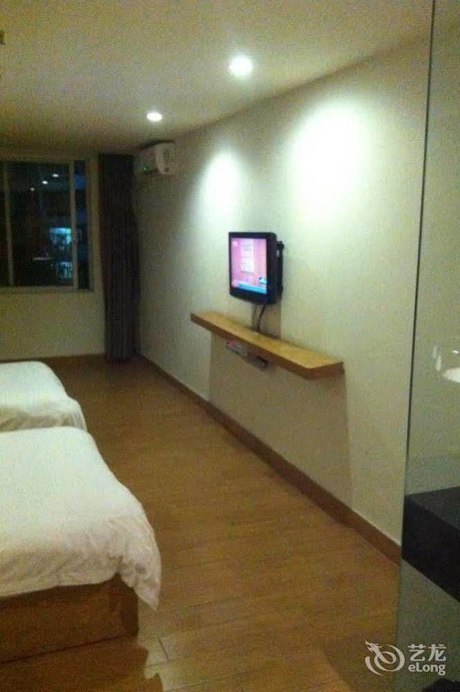 Loft Inn Qingyuan Lianjiang Road Branch Qingyuan (Guangdong) Exterior photo